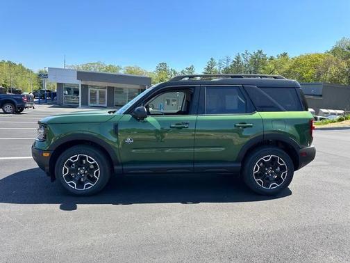 Green Metallic 2025 Ford Bronco Sport Outer Banks