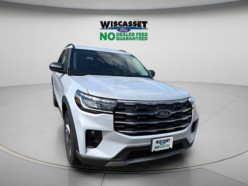 Space White Metallic 2026 Ford Explorer Active