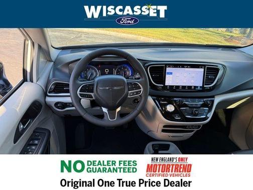 2024 Chrysler Pacifica Touring-L