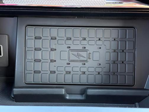 Carbonized Gray Metallic 2026 Ford F-150 Lariat