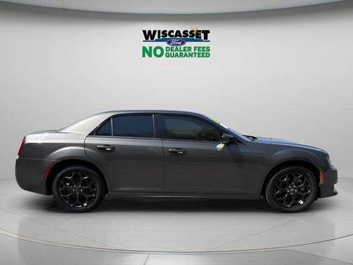 Granite Crystal Clearcoat Metallic 2023 Chrysler 300 Touring L