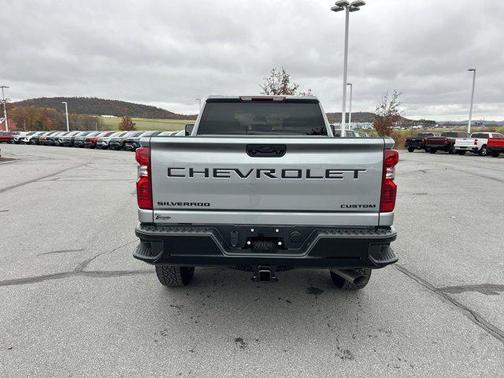 2026 Chevrolet Silverado 2500 Custom