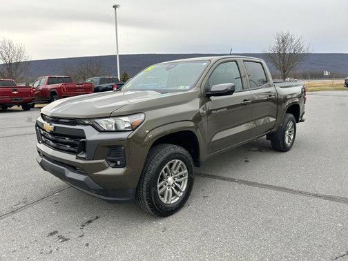 2024 Chevrolet Colorado LT