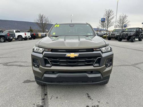 2024 Chevrolet Colorado LT