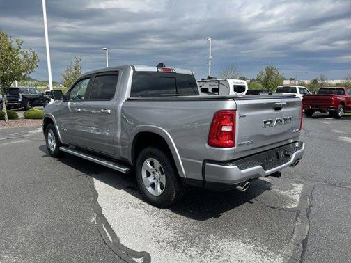 Billet Silver Metallic Clearcoat 2025 RAM 1500 Big Horn/Lone Star