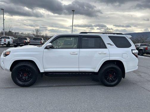 2024 Toyota 4Runner TRD Off Road Premium