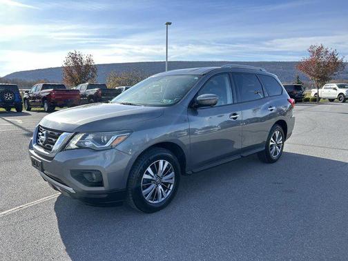 2019 Nissan Pathfinder SL