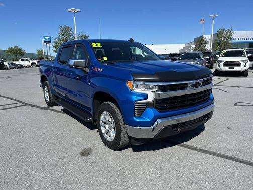 Glacier Blue Metallic 2022 Chevrolet Silverado 1500 LT