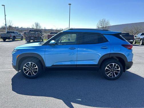 Marina Blue Metallic 2026 Chevrolet Trailblazer LT