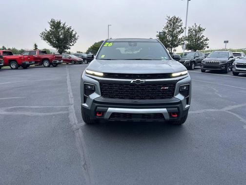 Sterling Gray Metallic 2026 Chevrolet Traverse AWD Z71