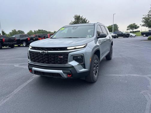 Sterling Gray Metallic 2026 Chevrolet Traverse AWD Z71