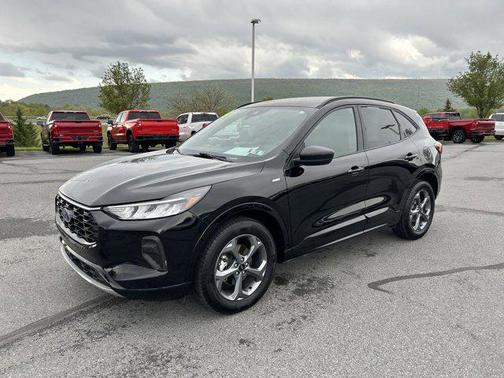 AGATE BLACK METALLIC 2023 Ford Escape ST-Line