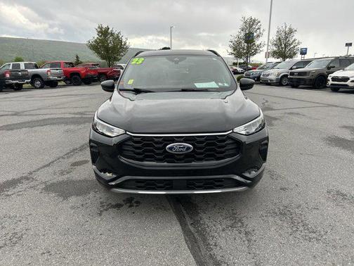 AGATE BLACK METALLIC 2023 Ford Escape ST-Line