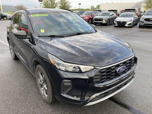 AGATE BLACK METALLIC 2023 Ford Escape ST-Line