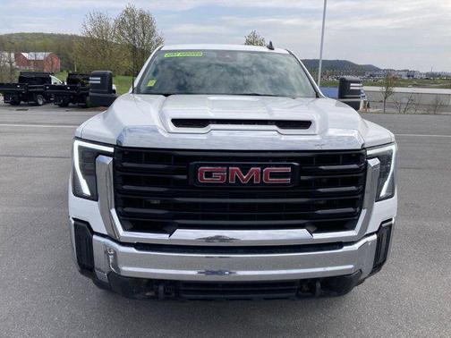 Summit White 2024 GMC Sierra 2500 Pro