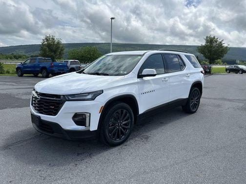 2022 Chevrolet Traverse RS