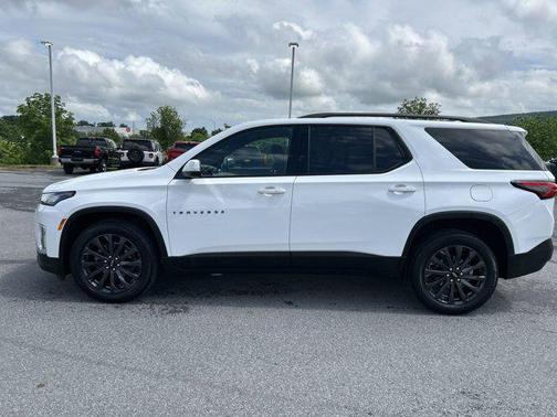 2022 Chevrolet Traverse RS