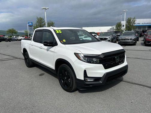 Platinum White Pearl 2025 Honda Ridgeline Black