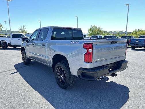 Sterling Gray Metallic 2023 Chevrolet Silverado 1500 LT Trail Boss