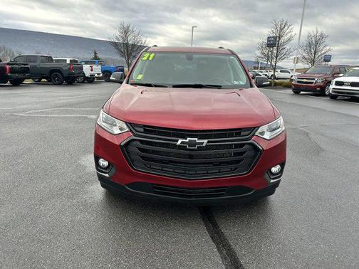 2021 Chevrolet Traverse LT Cloth