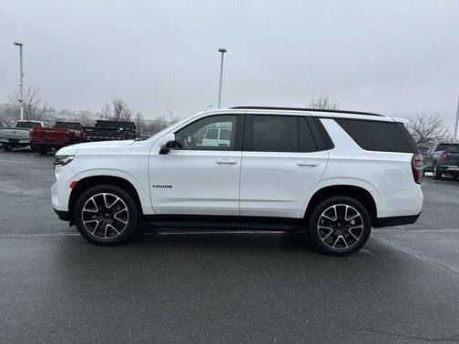 2022 Chevrolet Tahoe 4WD RST