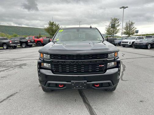 Shadow Gray Metallic 2019 Chevrolet Silverado 1500 Custom Trail Boss