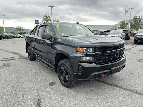 Shadow Gray Metallic 2019 Chevrolet Silverado 1500 Custom Trail Boss
