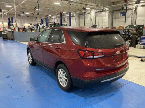 Radiant Red Tintcoat 2024 Chevrolet Equinox 1LT