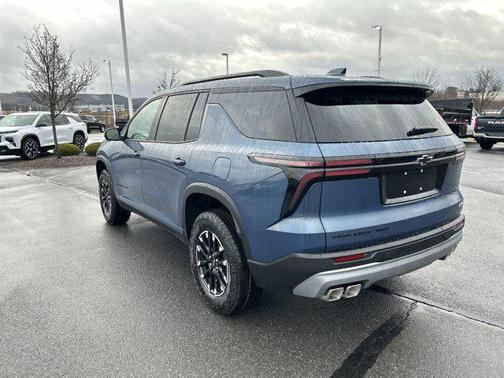 Lakeshore Blue Metallic 2026 Chevrolet Traverse AWD Z71