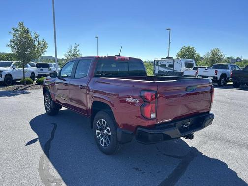 Radiant Red Tintcoat 2026 Chevrolet Colorado Z71