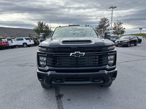 2026 Chevrolet Silverado 2500 Custom