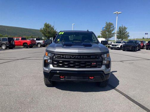 Sterling Gray Metallic 2024 Chevrolet Silverado 1500 Custom Trail Boss