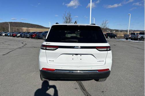 2023 Jeep Grand Cherokee Laredo