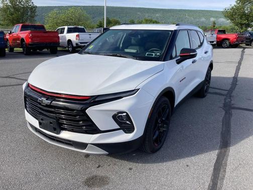 Summit White 2025 Chevrolet Blazer 3LT
