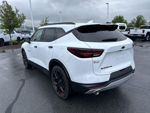 Summit White 2025 Chevrolet Blazer 3LT