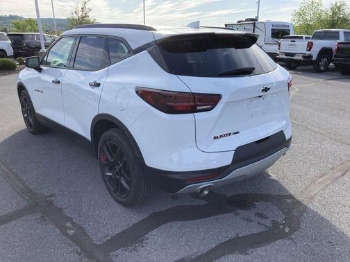 Summit White 2025 Chevrolet Blazer 3LT