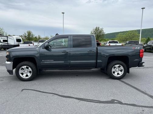Graphite Metallic 2018 Chevrolet Silverado 1500 2LT