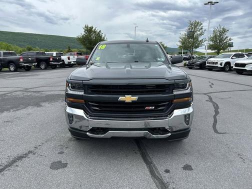 Graphite Metallic 2018 Chevrolet Silverado 1500 2LT