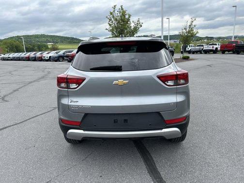 Sterling Gray Metallic 2023 Chevrolet Trailblazer LT