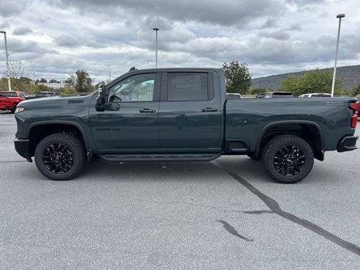 2026 Chevrolet Silverado 3500 LT