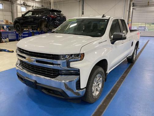 Summit White 2019 Chevrolet Silverado 1500 LT