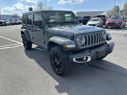 Anvil Clearcoat 2025 Jeep Wrangler 4xe Sahara