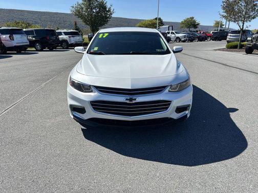 2017 Chevrolet Malibu 1LT