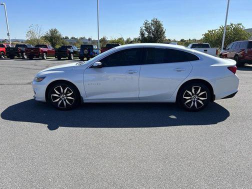 2017 Chevrolet Malibu 1LT