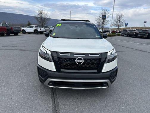 2024 Nissan Pathfinder Rock Creek 4WD