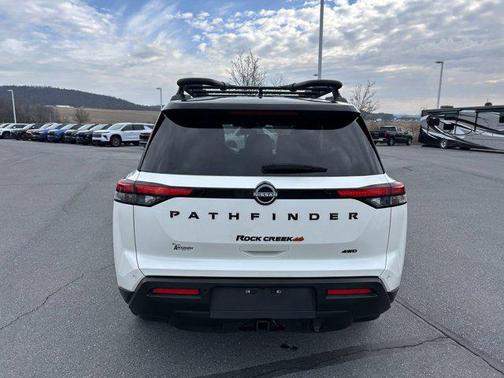 2024 Nissan Pathfinder Rock Creek 4WD