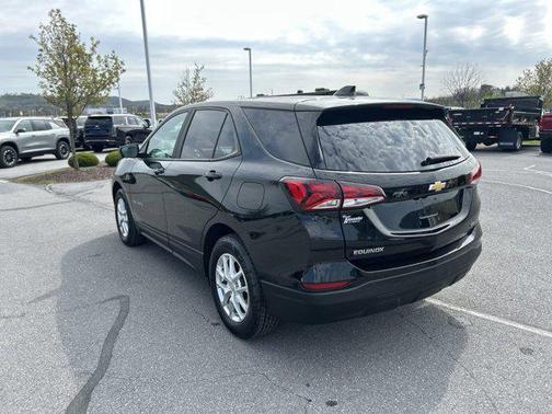 Mosaic Black Metallic 2023 Chevrolet Equinox LS