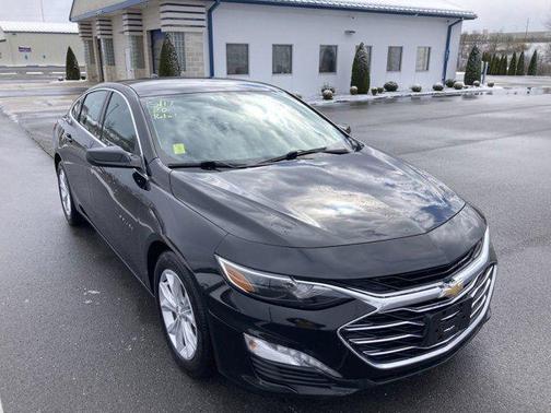 2022 Chevrolet Malibu FWD LT