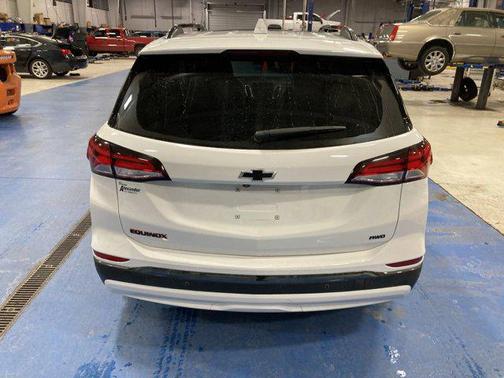 2022 Chevrolet Equinox Premier w/1LZ