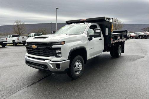 2025 Chevrolet Silverado 3500 WT